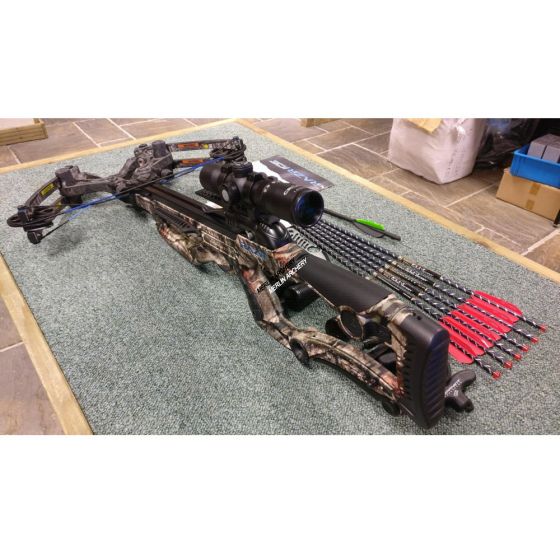 Barnett RAZR Compound Crossbow + 6 FMJ bolts - EX DISPLAY